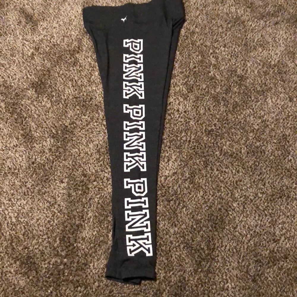 VS Pink yoga leggings